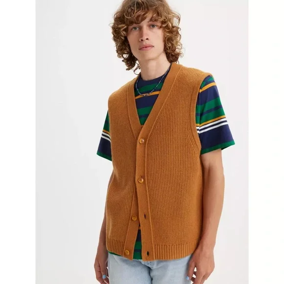 Levi’s RINCON BUTTON DOWN VEST . - Picture 1 of 6